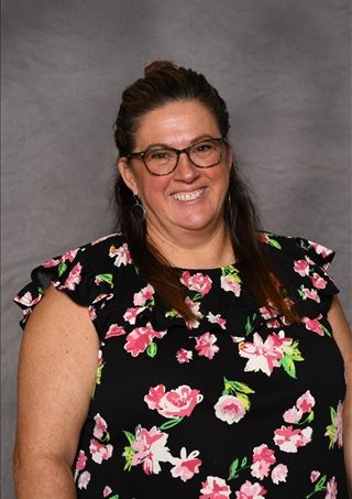 Vicki Kurlak headshot